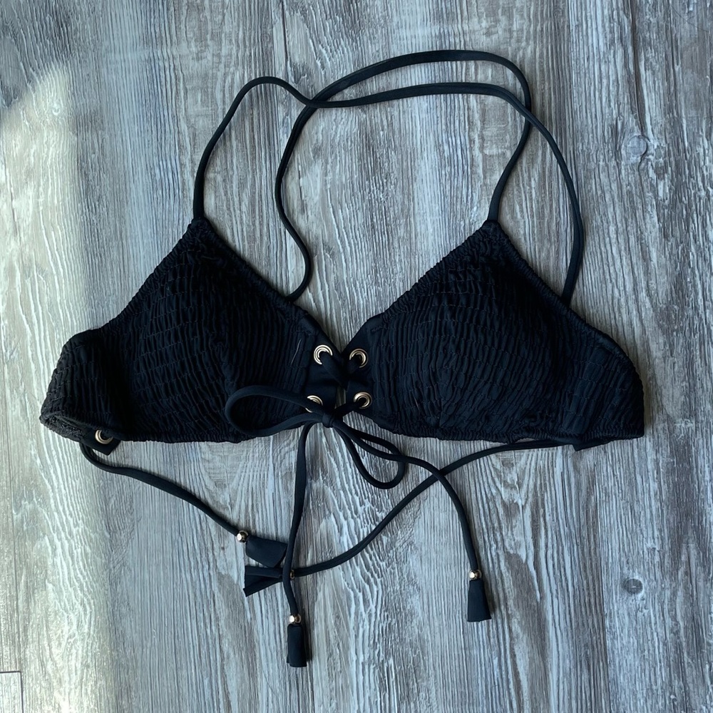 Victoria’s Secret bikini Top size SMALL